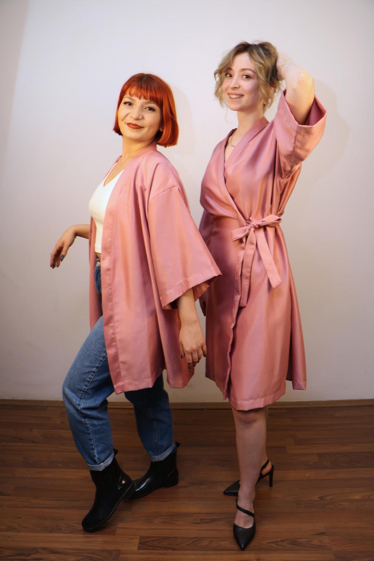 Lapiz%20Unisex%20Saten%20Kumaş,%20Pudra%20Rengi,%20Kısa%20Kimono