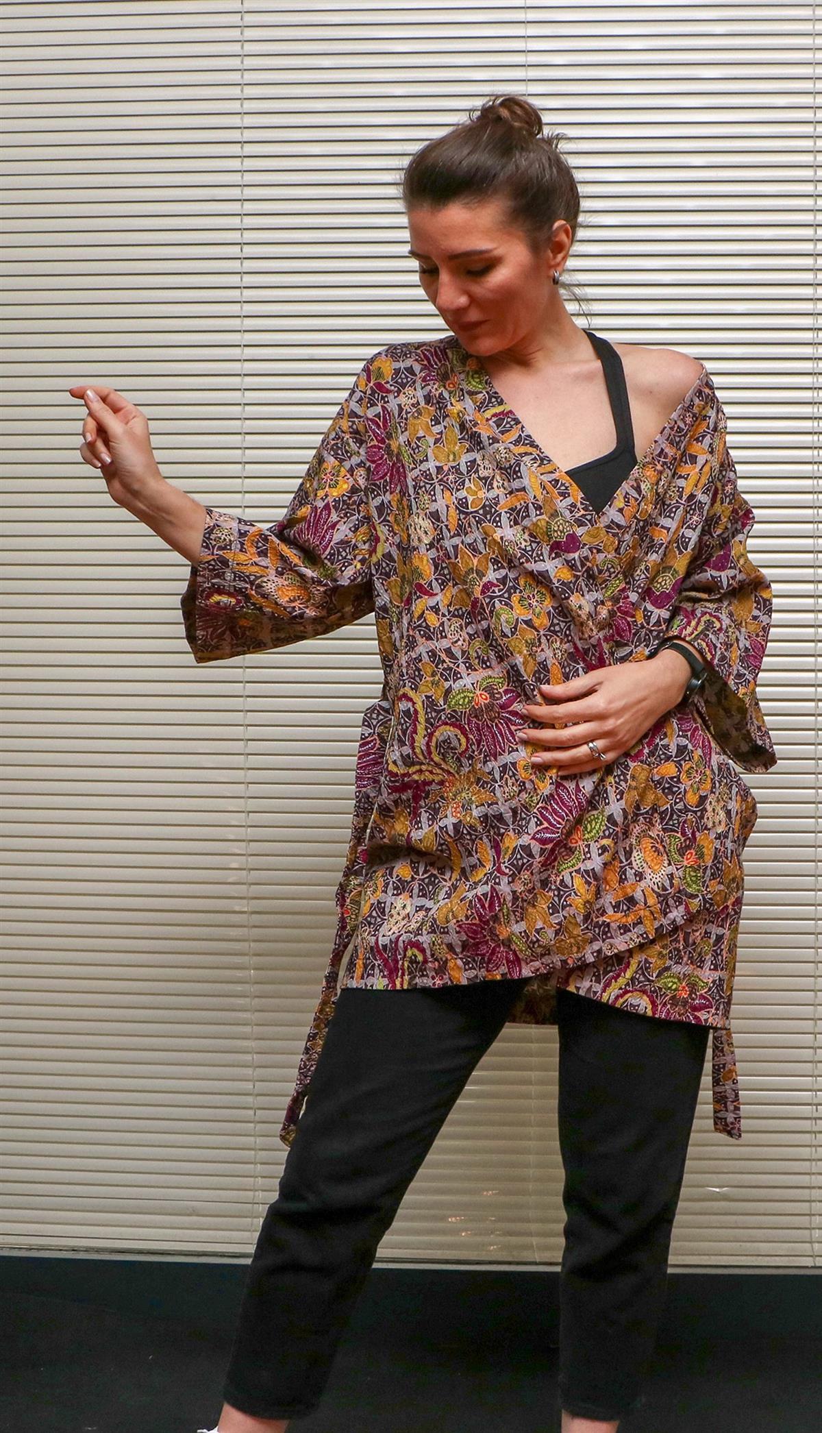 Lapiz%20Desenli,%20Kısa%20Kimono