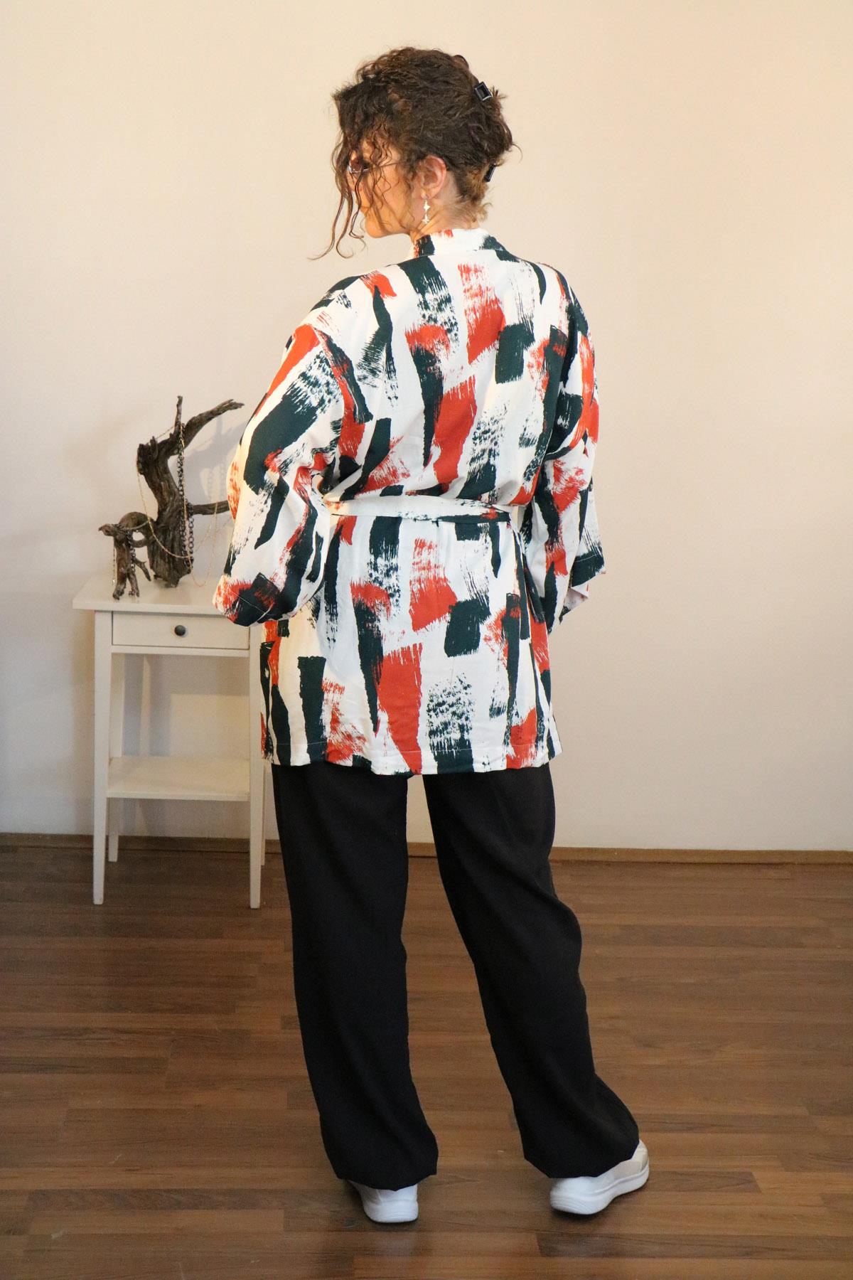 Lapiz%20Kısa%20Kimono,%20İnce%20Pamuklu%20ve%20Desenli%20Kumaş