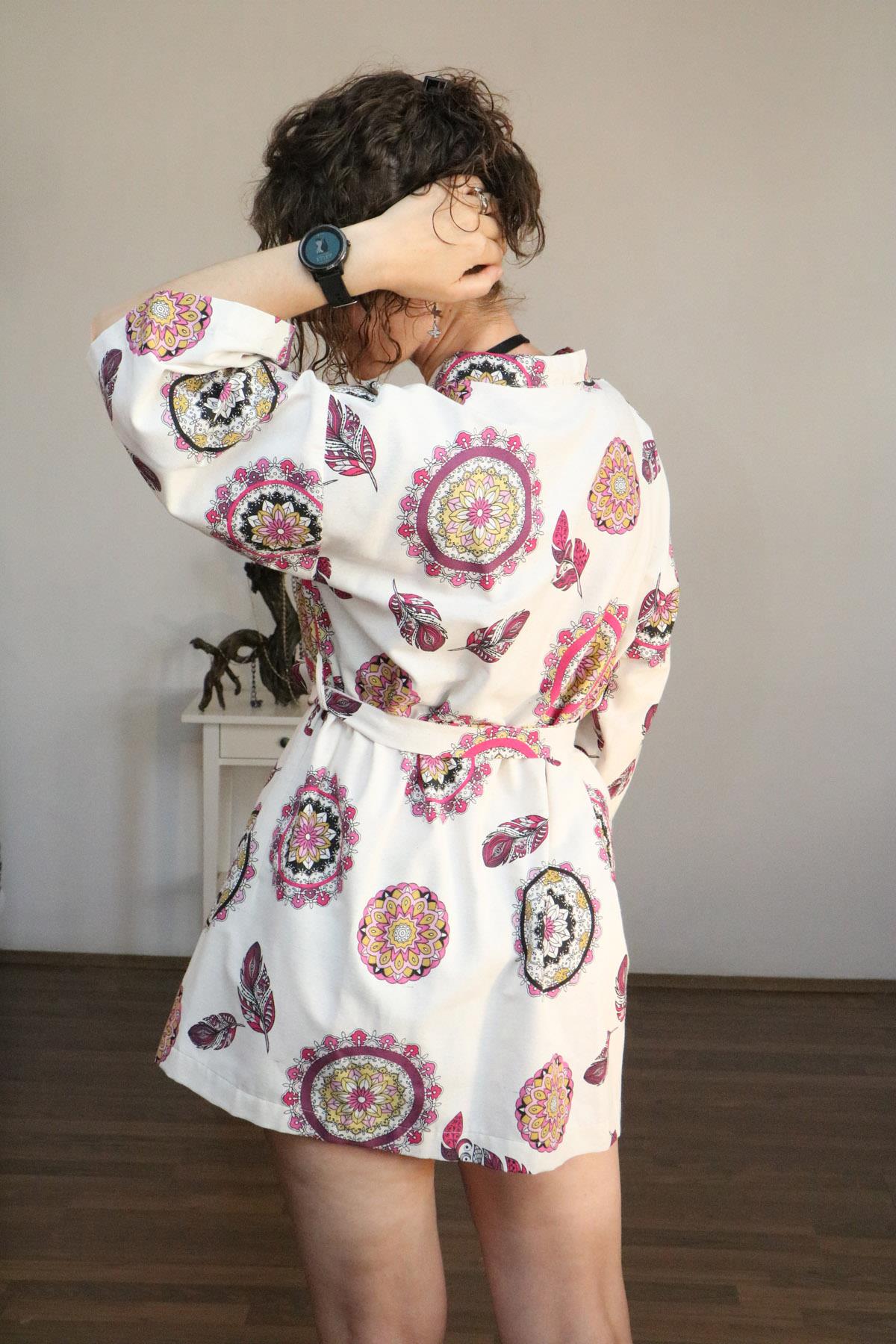 Lapiz%20Pembe-Krem%20Desenli,%20Keten%20Kısa%20Kimono